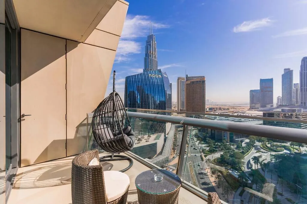 Larbi Breathtaking Burj Khalifa & Fountain Luxurious 1Br Daire Dubai Birleşik Arap Emirlikleri